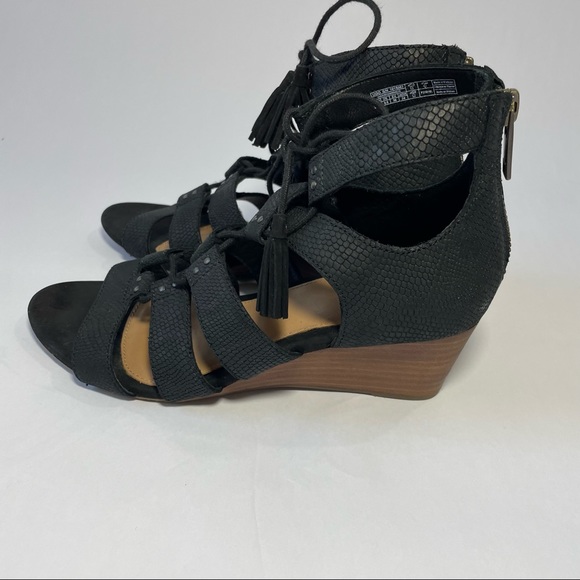 UGG Yasmin snake print wedge sandals tassel black size 7 - Picture 5 of 16